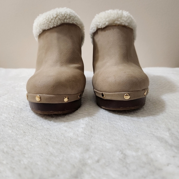 Juicy Couture Anora Mule Clog Heels, Slip On - Picture 4 of 11